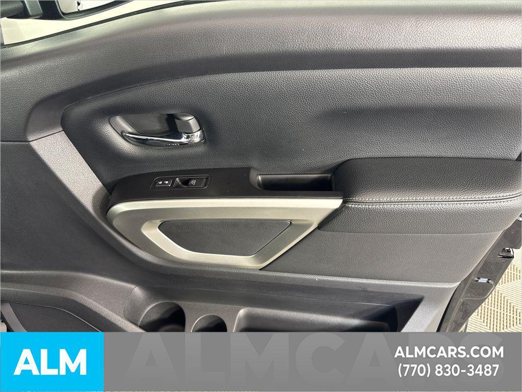 used 2021 Nissan Titan car, priced at $35,920