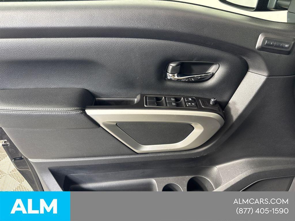 used 2021 Nissan Titan car, priced at $35,920