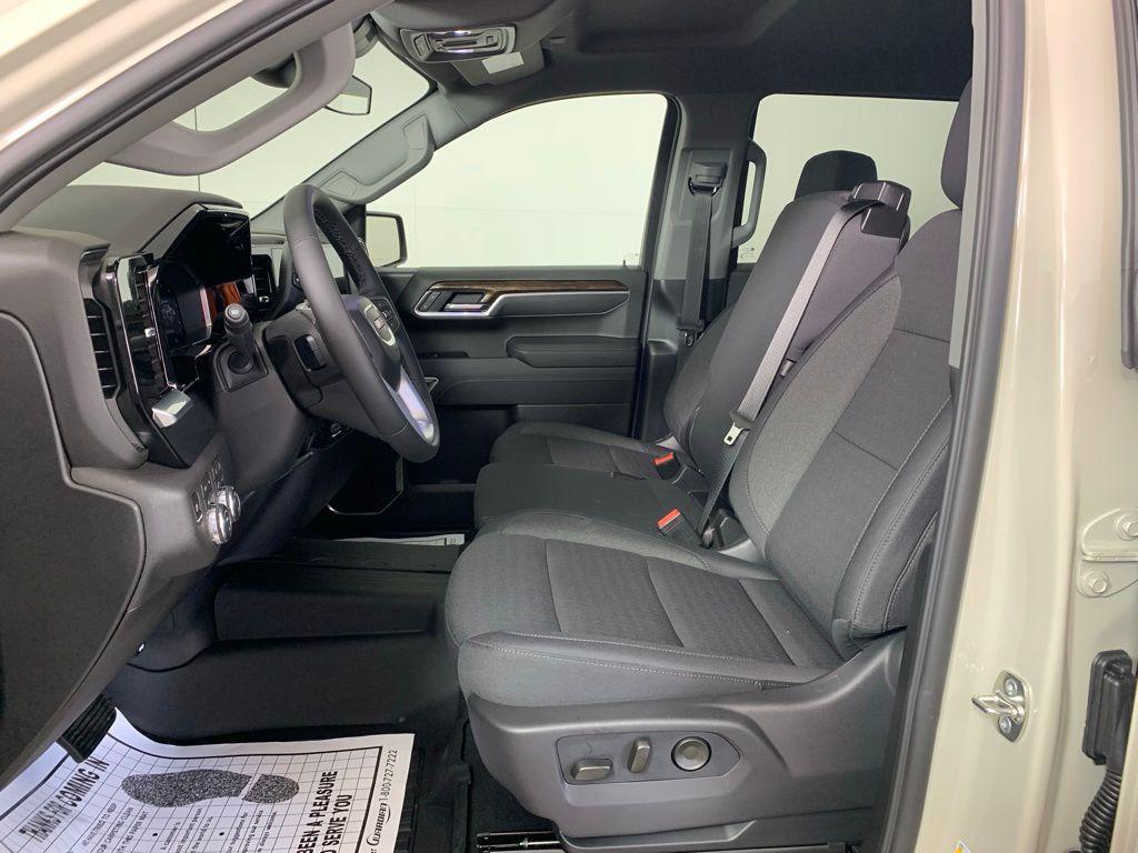 new 2026 GMC Sierra 1500 car, priced at $55,465