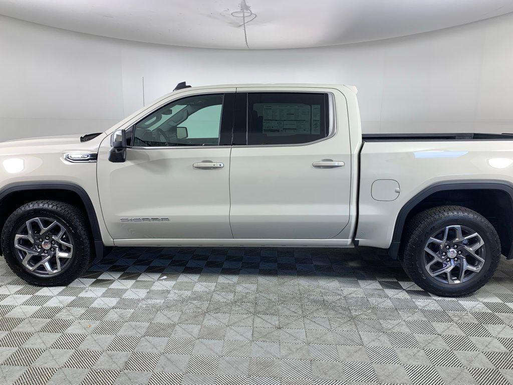new 2026 GMC Sierra 1500 car, priced at $55,465