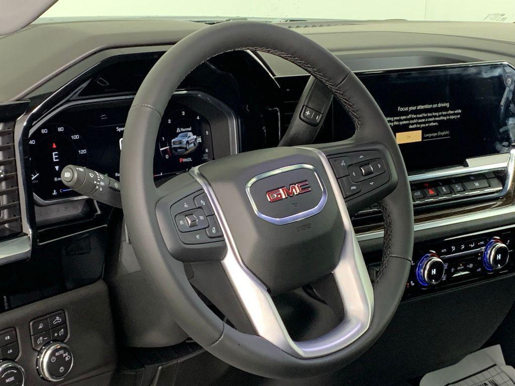 new 2026 GMC Sierra 1500 car, priced at $55,465