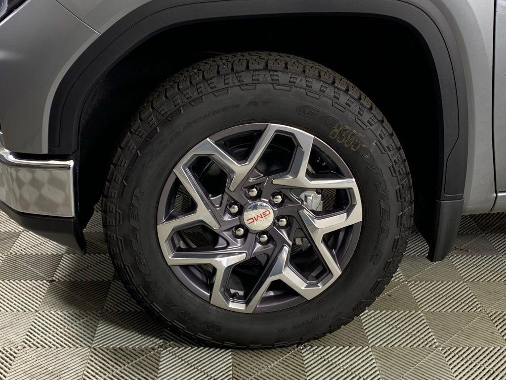 new 2026 GMC Sierra 1500 car, priced at $55,465