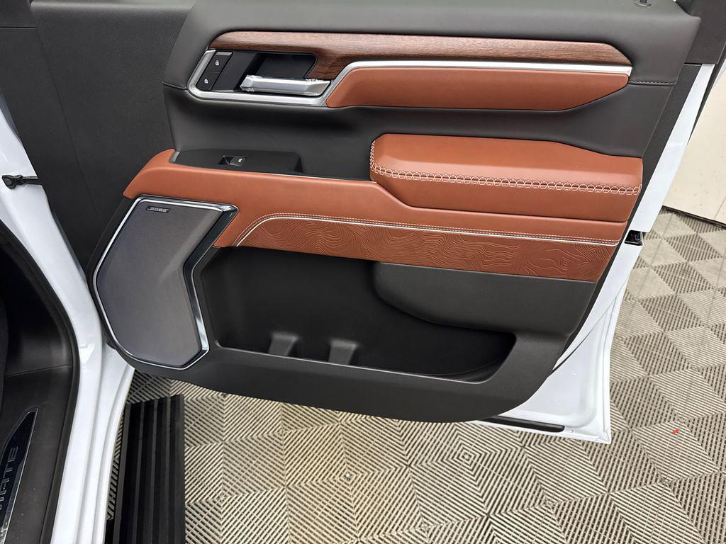 new 2026 GMC Sierra 2500 car, priced at $94,300