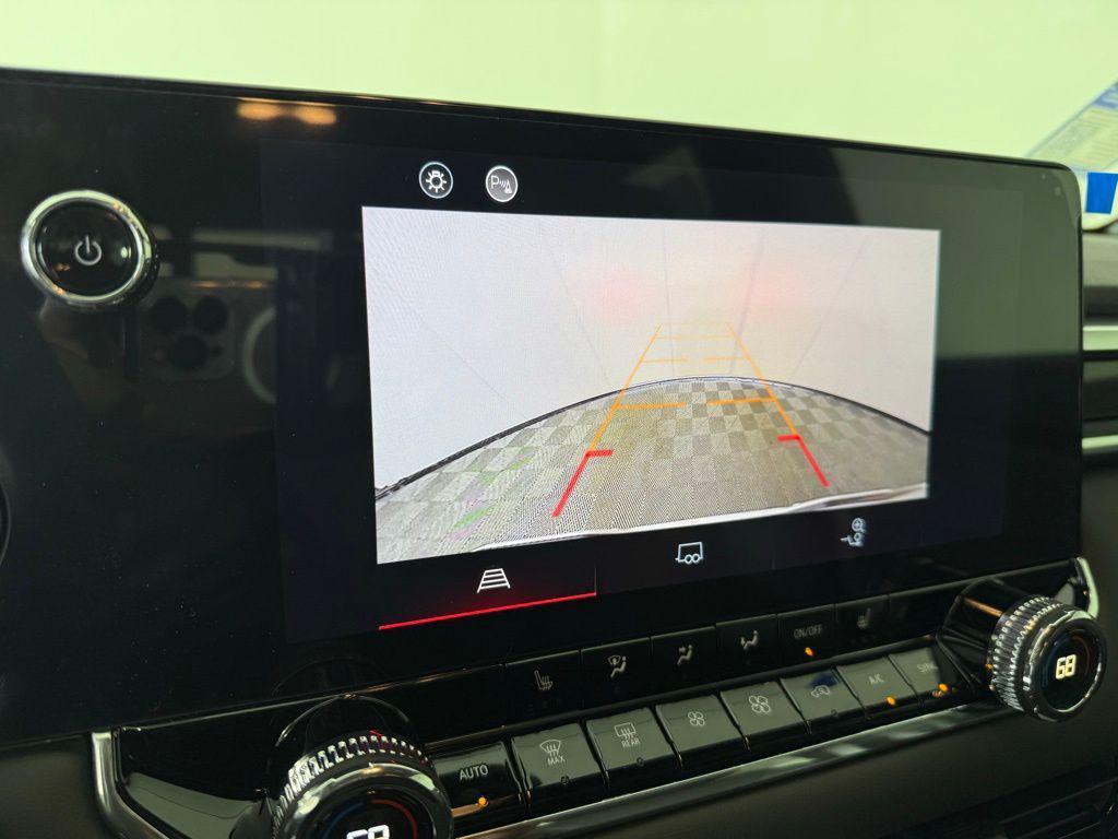 new 2025 GMC Canyon car, priced at $37,390