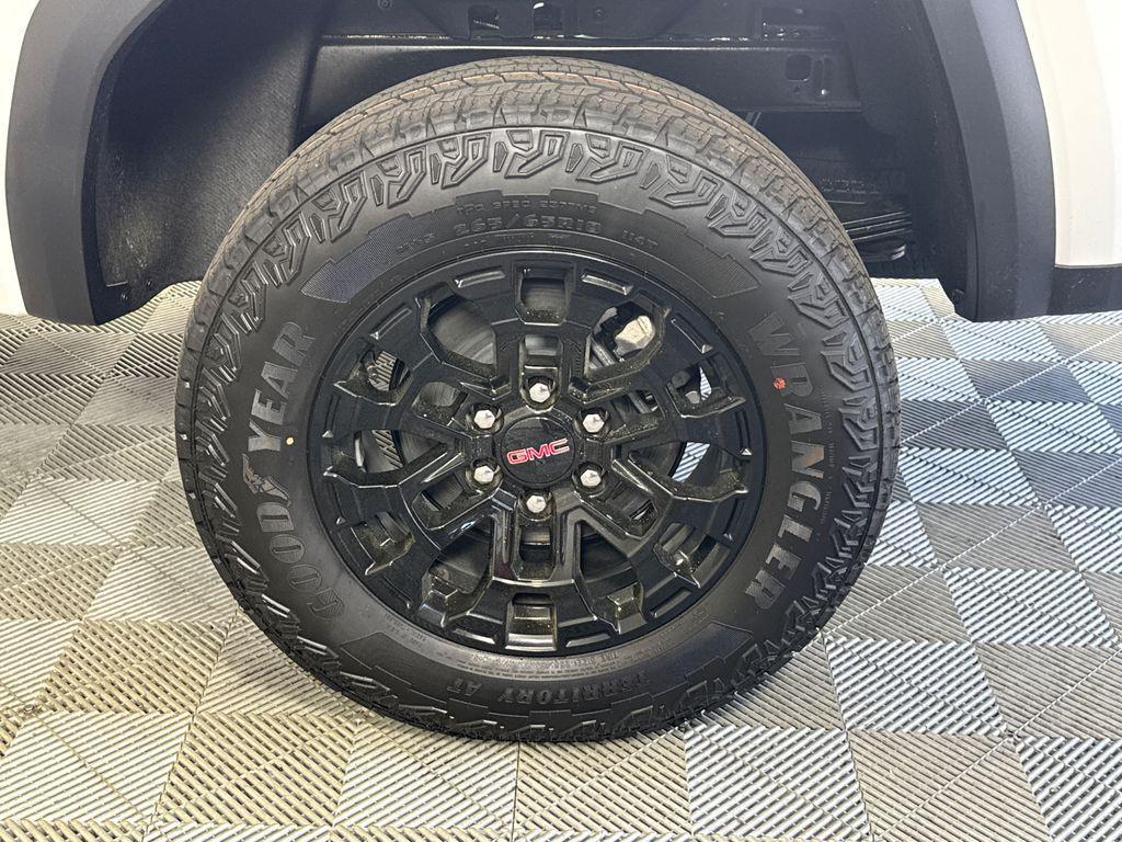 new 2026 GMC Canyon car, priced at $43,473