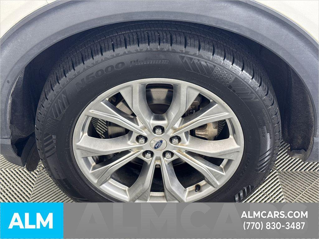 used 2020 Ford Explorer car