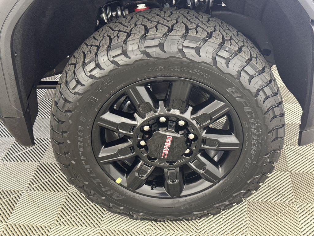 new 2026 GMC Sierra 2500 car, priced at $85,855