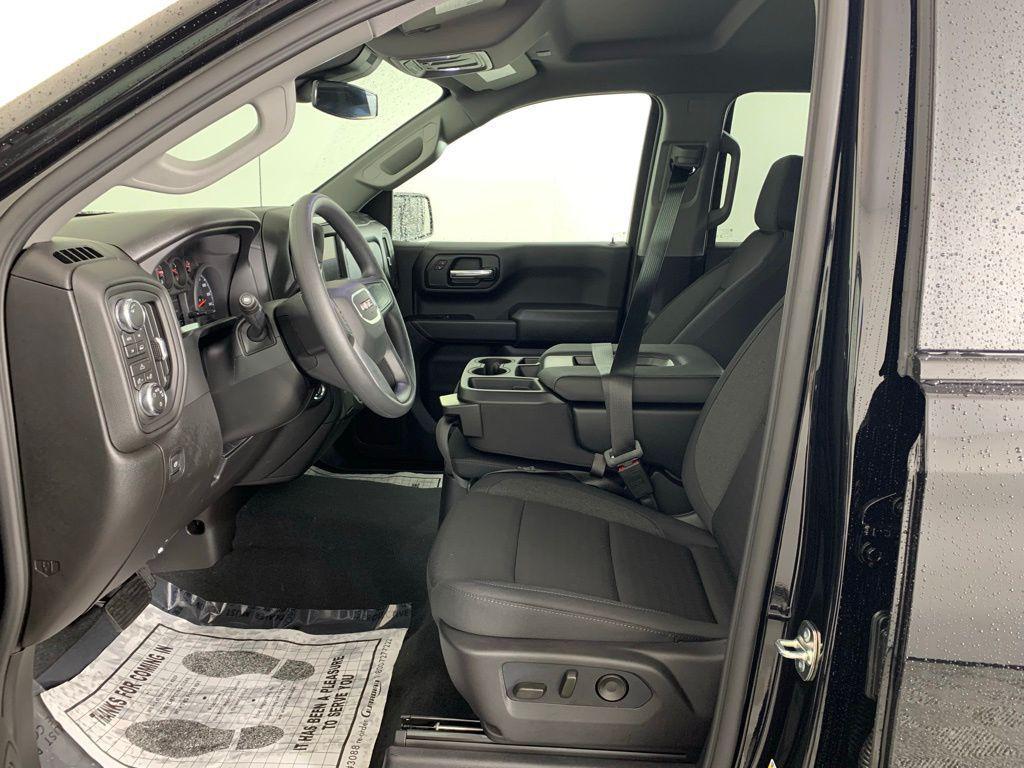 new 2026 GMC Sierra 1500 car, priced at $44,890