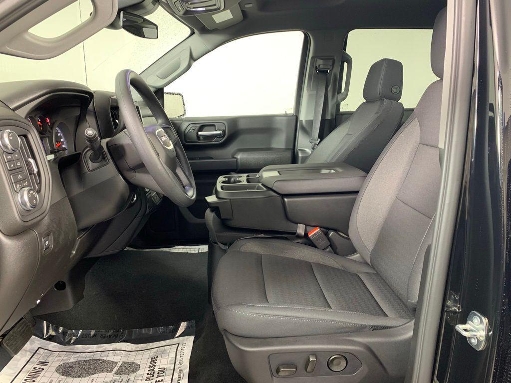 new 2026 GMC Sierra 1500 car, priced at $44,890