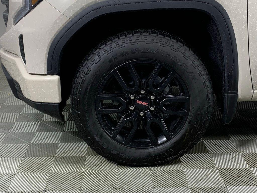 new 2026 GMC Sierra 1500 car, priced at $44,890