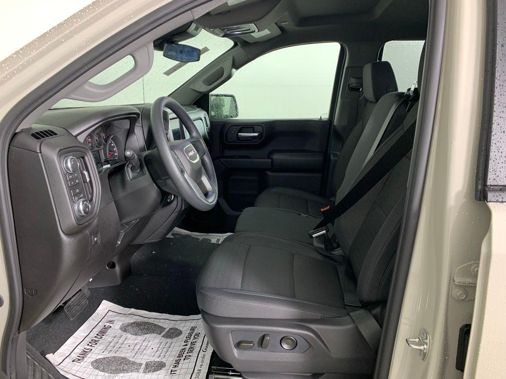 new 2026 GMC Sierra 1500 car, priced at $44,890