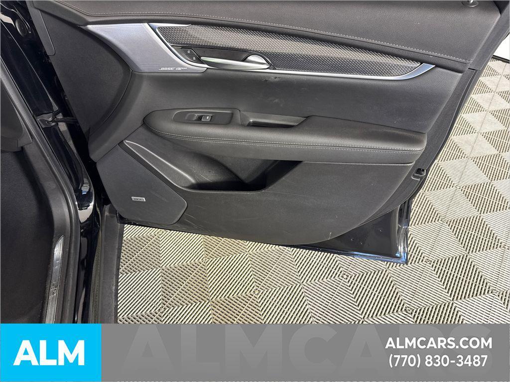 used 2023 Cadillac XT5 car, priced at $31,720