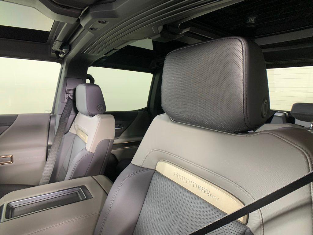new 2025 GMC HUMMER EV Pickup car, priced at $112,330