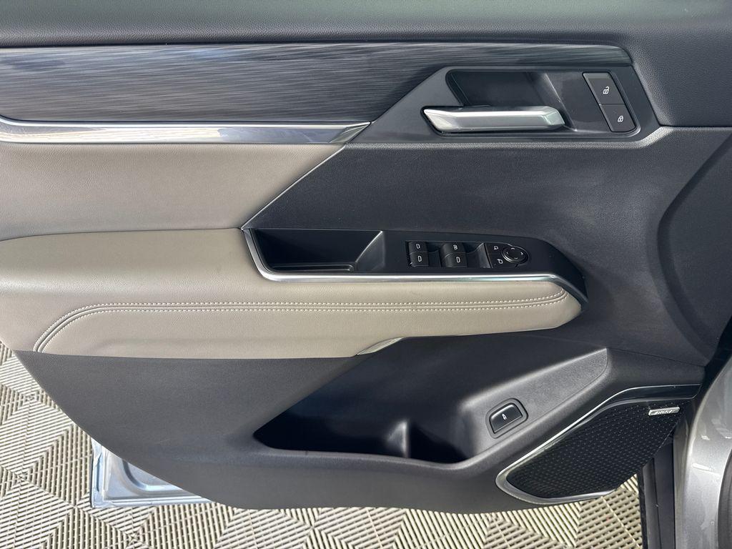 new 2026 GMC Acadia car, priced at $48,048