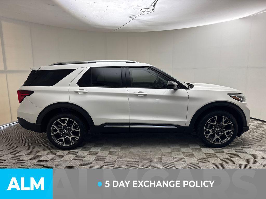 used 2025 Ford Explorer car