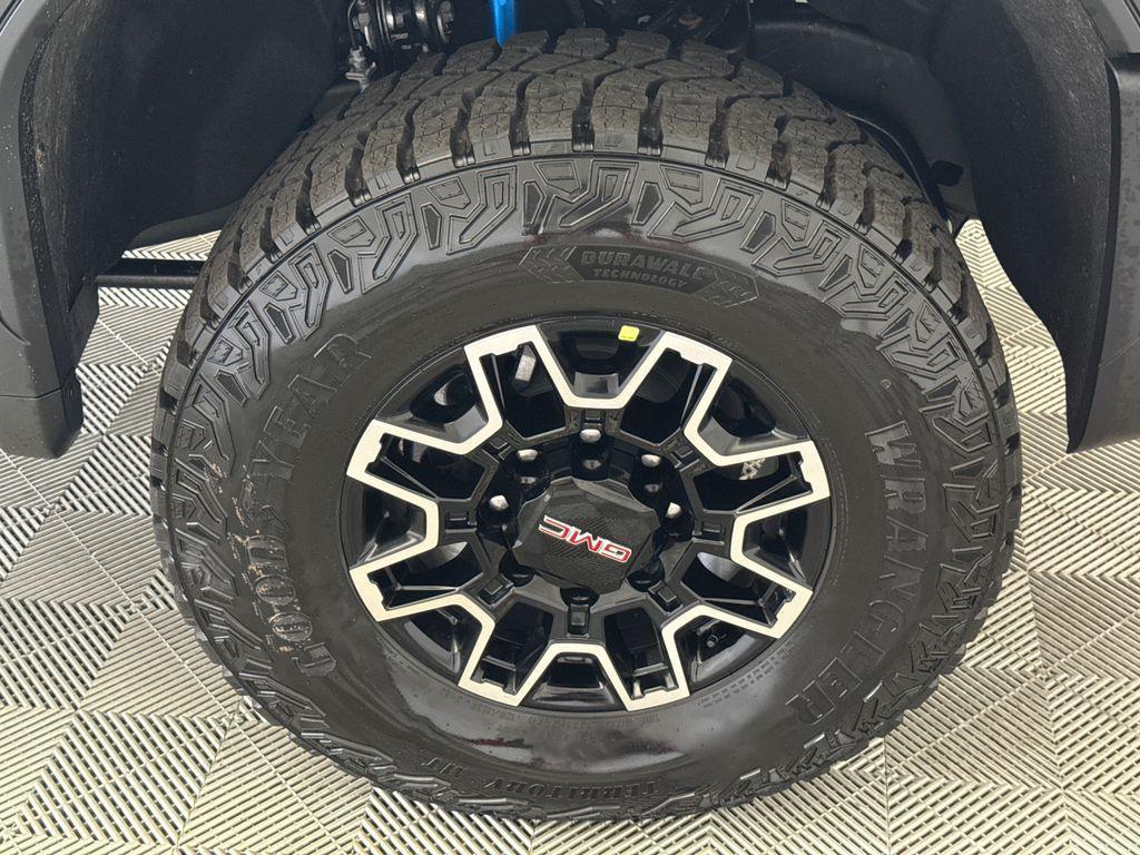 new 2026 GMC Sierra 2500 car, priced at $93,325