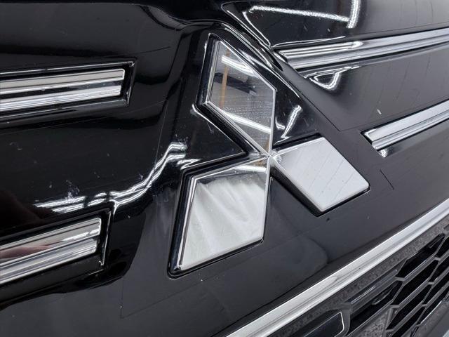 used 2025 Mitsubishi Outlander car, priced at $32,800