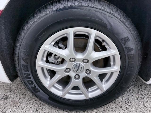 used 2024 Chrysler Pacifica car, priced at $26,760