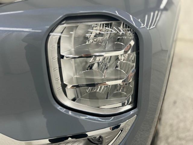 new 2026 Mitsubishi Outlander car