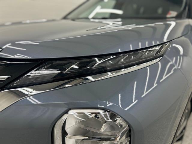 new 2026 Mitsubishi Outlander car