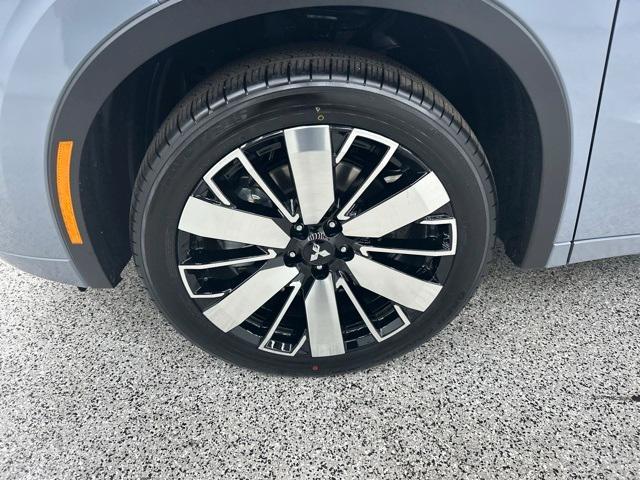 new 2026 Mitsubishi Outlander car