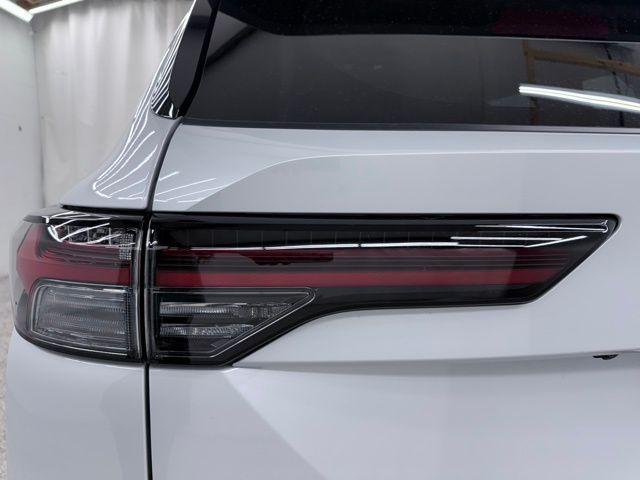 new 2026 Mitsubishi Outlander car, priced at $35,237