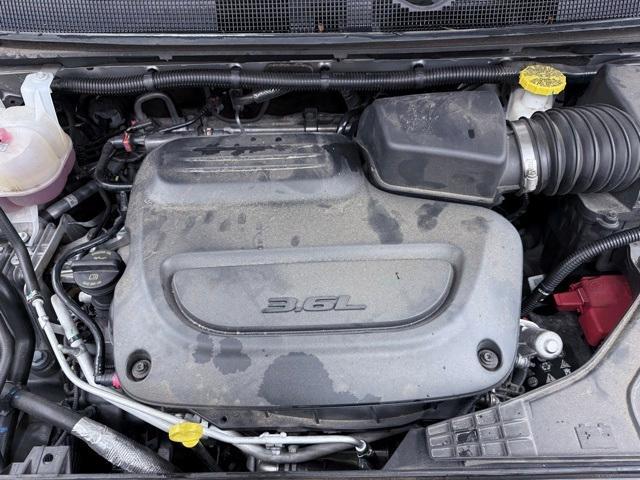 used 2024 Chrysler Pacifica car, priced at $27,810