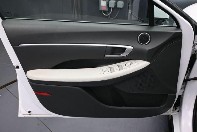 used 2025 Hyundai Sonata car, priced at $23,288