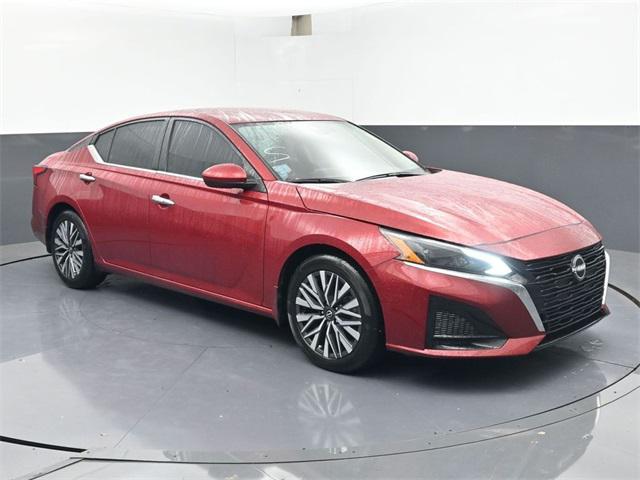 used 2023 Nissan Altima car, priced at $19,661
