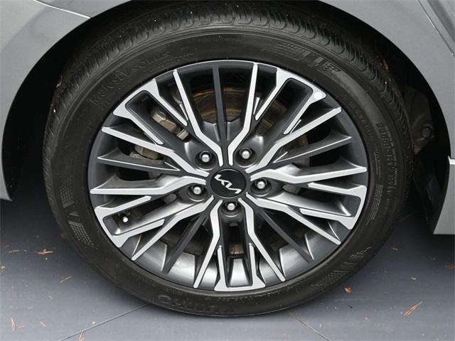 used 2024 Nissan Altima car, priced at $20,547