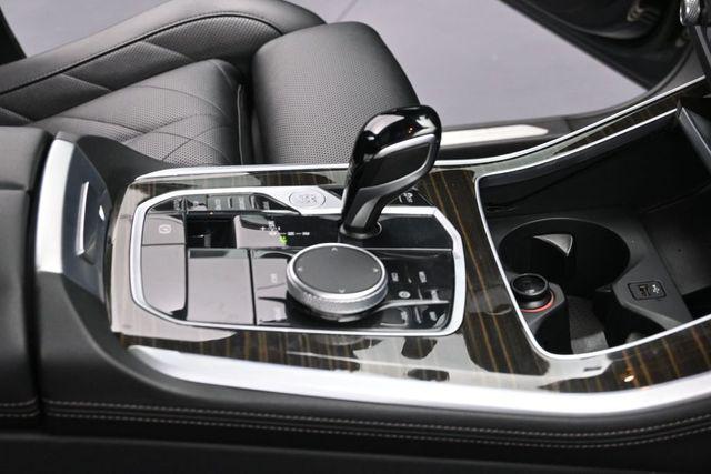 BMW X5 view 39