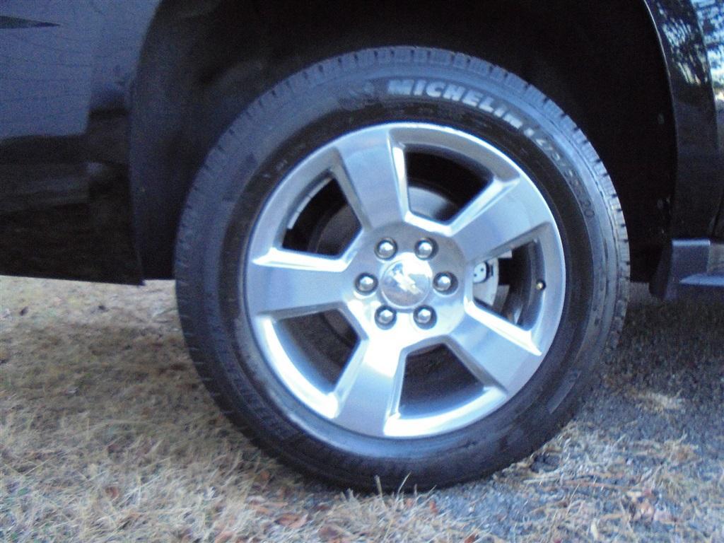 used 2020 Chevrolet Suburban car, priced at $24,995