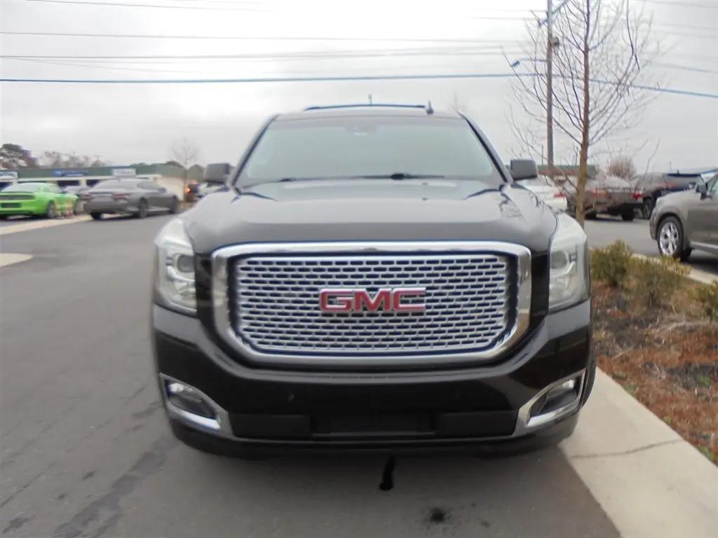 used 2015 GMC Yukon XL car, priced at $19,995