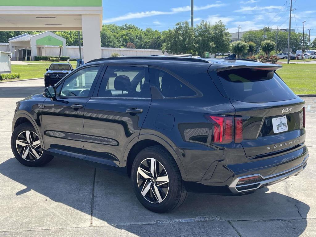 used 2022 Kia Sorento car, priced at $25,947