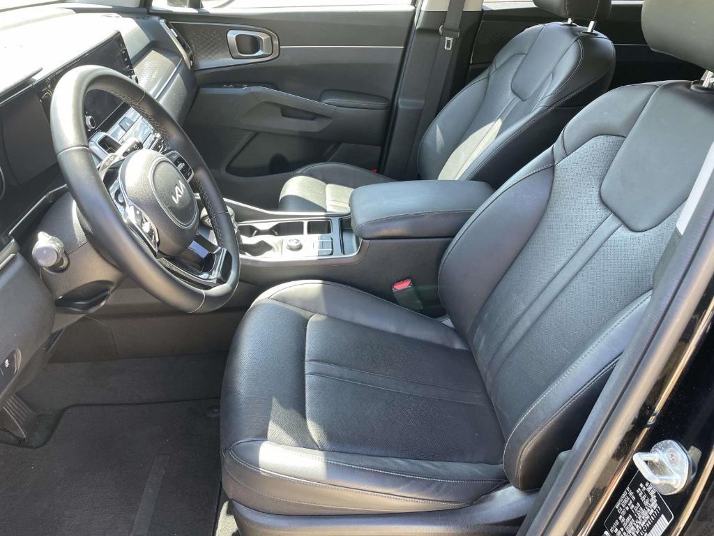 used 2022 Kia Sorento car, priced at $25,947