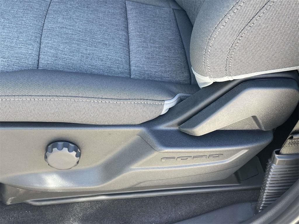 new 2025 Ford F-150 car, priced at $40,490