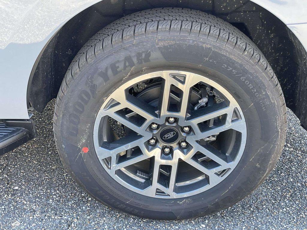 new 2026 Ford Expedition car, priced at $66,448