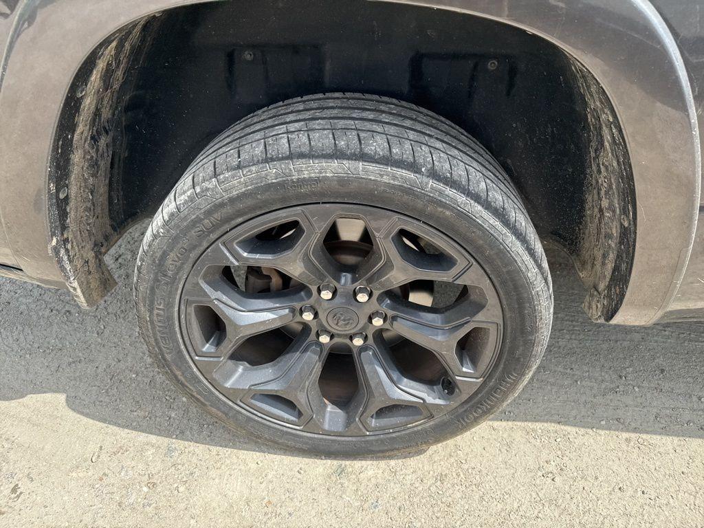 used 2021 Ram 1500 car, priced at $45,927