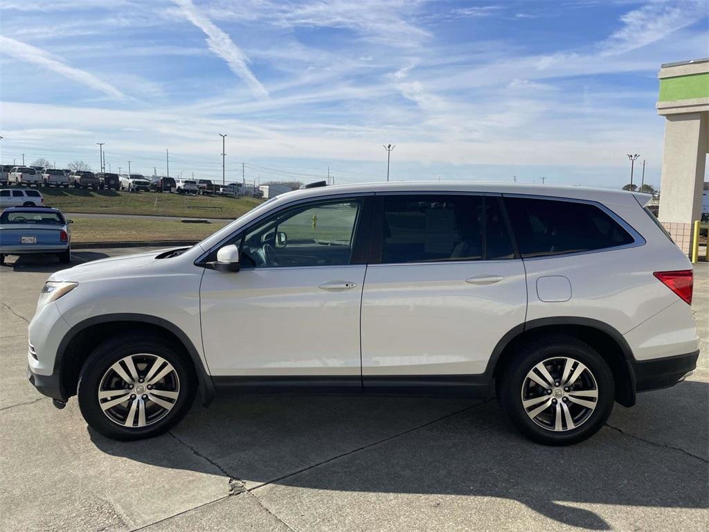used 2017 Honda Pilot car, priced at $15,641