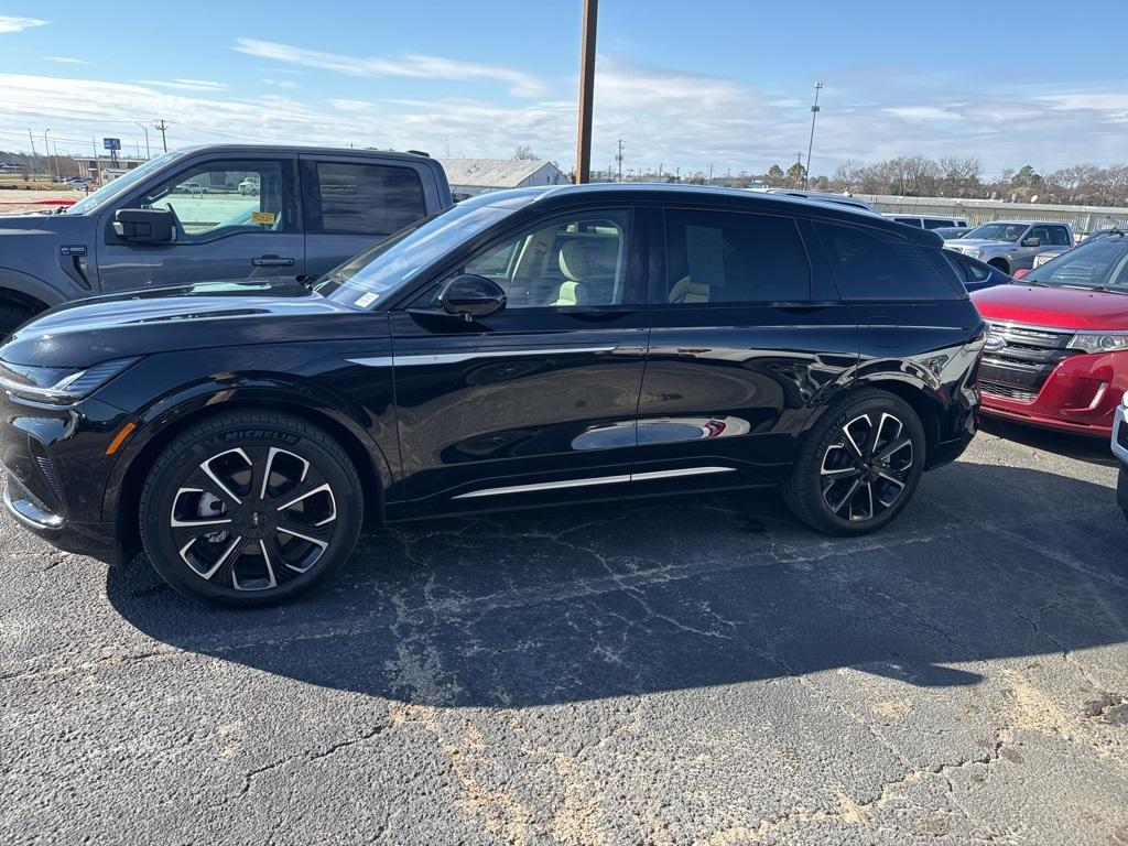 used 2024 Lincoln Nautilus car, priced at $49,997