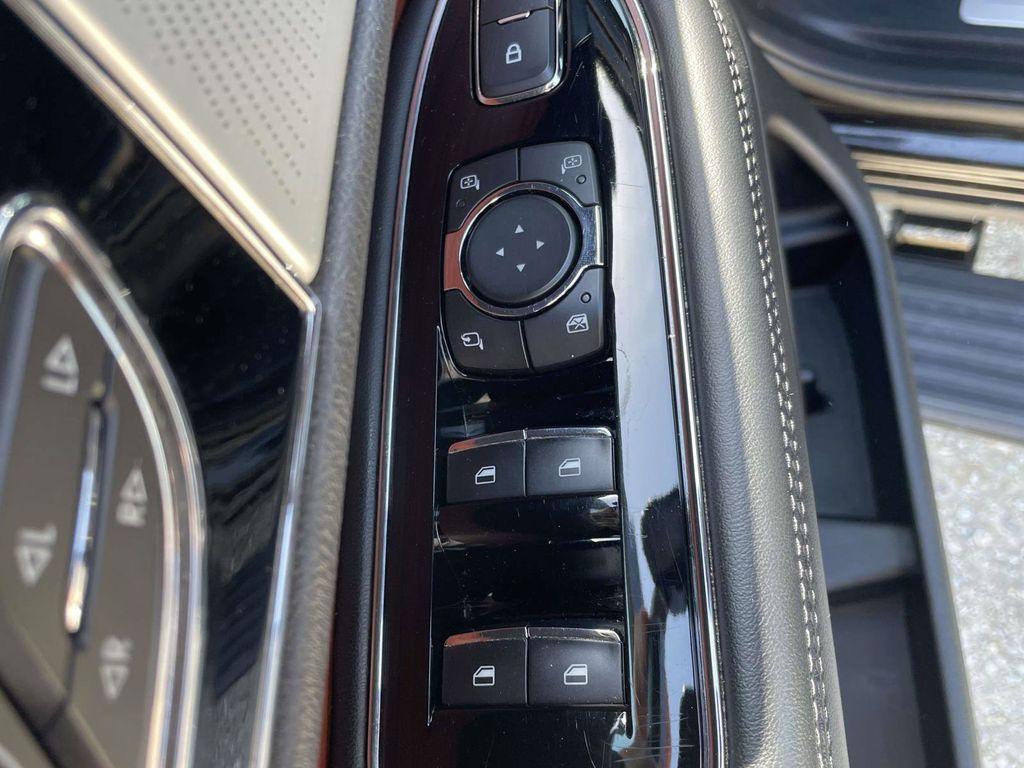 used 2020 Lincoln Navigator car, priced at $32,397