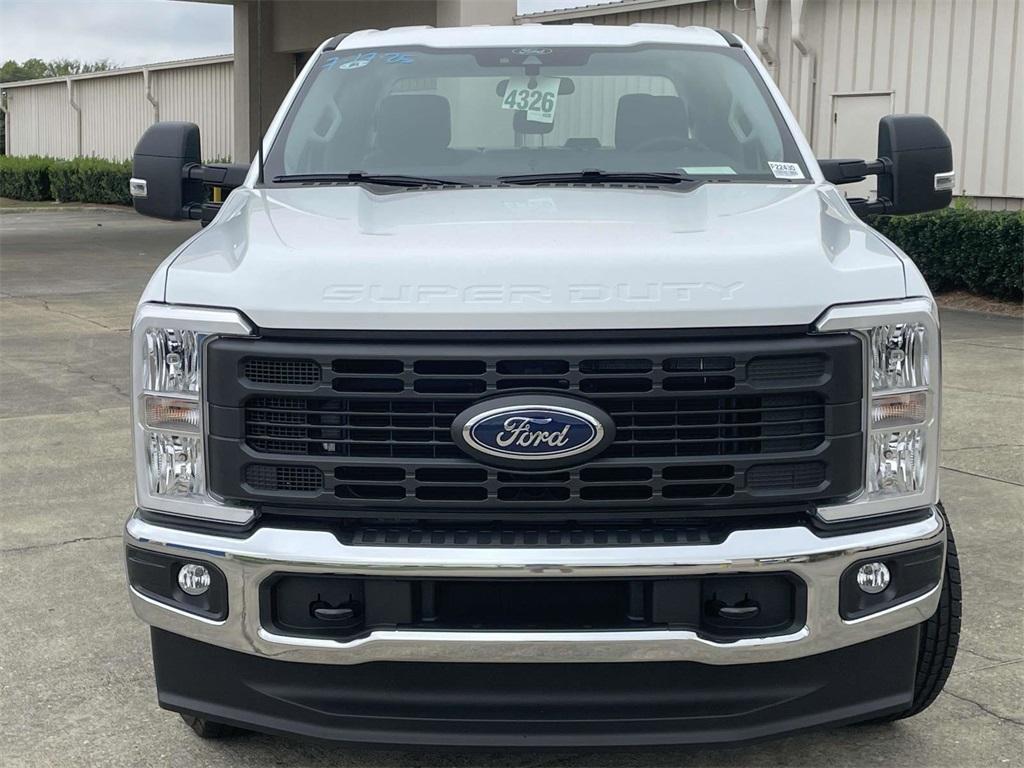 new 2025 Ford F-350 car, priced at $60,590