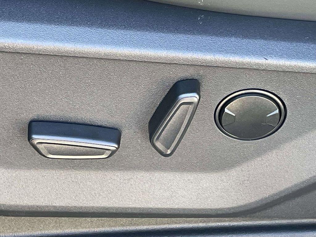 new 2026 Ford Expedition Max car, priced at $68,617