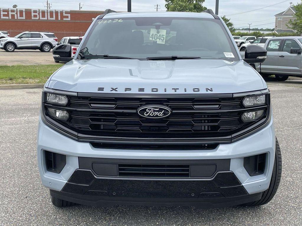 new 2026 Ford Expedition car, priced at $82,586