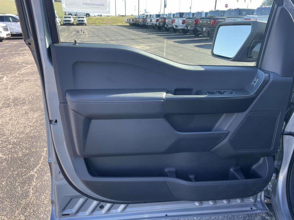 new 2026 Ford F-150 car, priced at $42,615