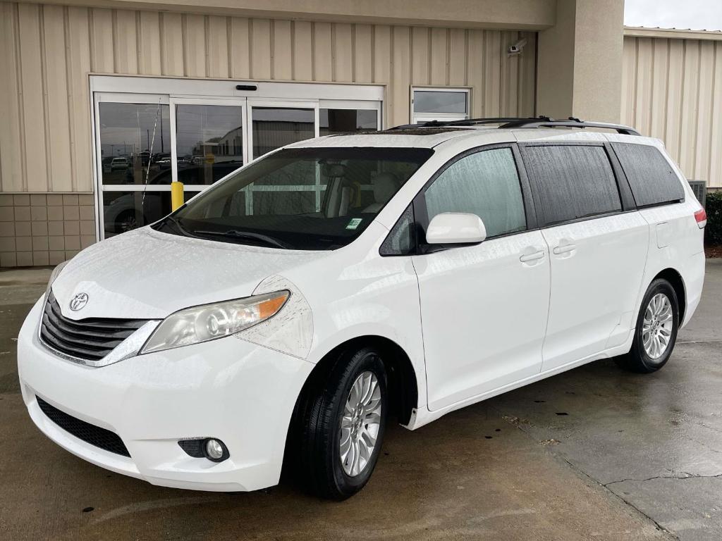 used 2013 Toyota Sienna car, priced at $9,997