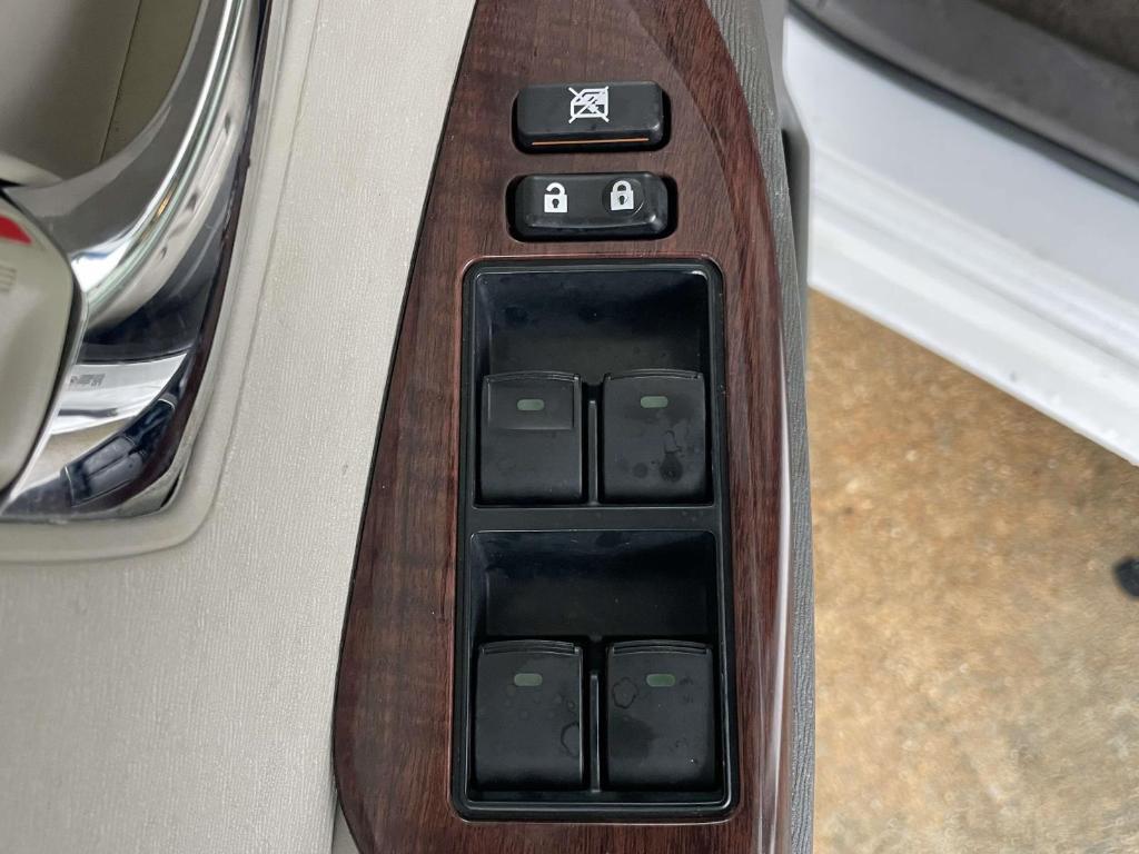 used 2013 Toyota Sienna car, priced at $9,997