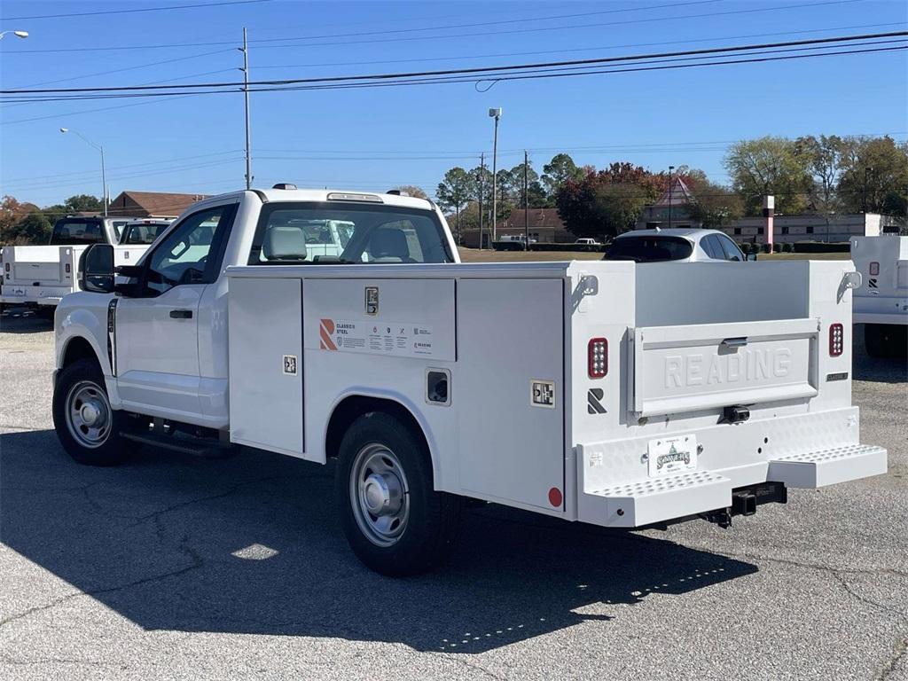 new 2025 Ford F-350 car, priced at $60,981