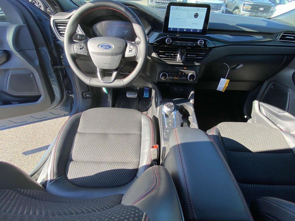 new 2025 Ford Escape car, priced at $25,495
