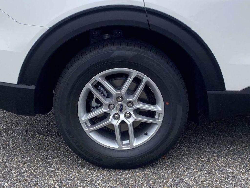 new 2026 Ford Explorer car, priced at $37,182